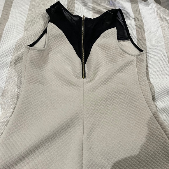 Express Top Size Small - Picture 2 of 2